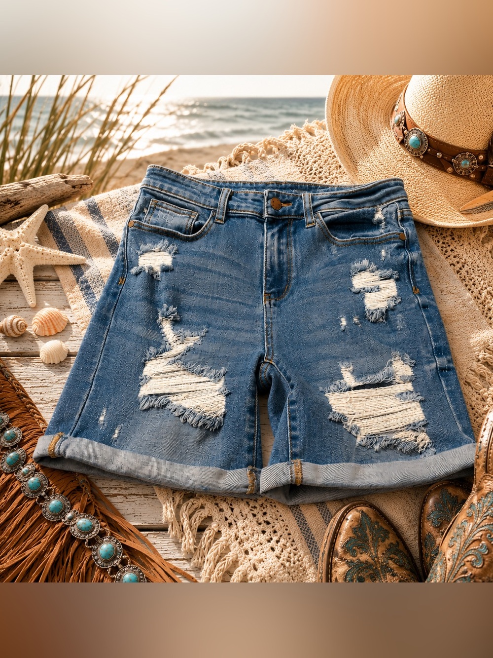 Judy Blue Distressed Take Me To The Beach Mid Rise Coastal Cowgirl EUC
